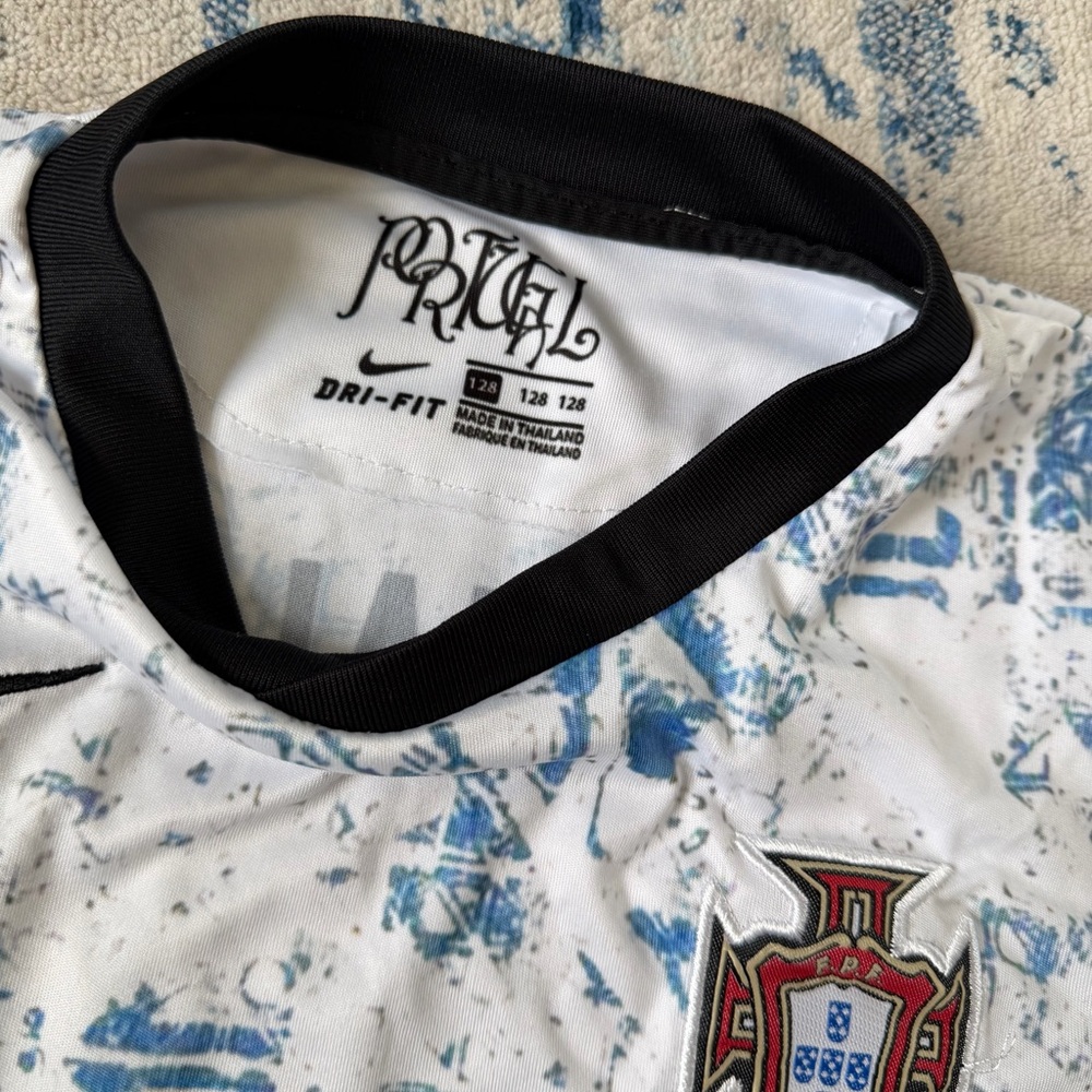 Fashion Kids Soccer Jersey Size 7-8 - Picture 2 of 6